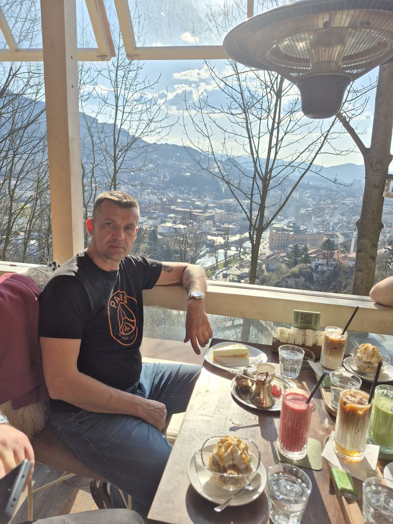 Konrad, 45