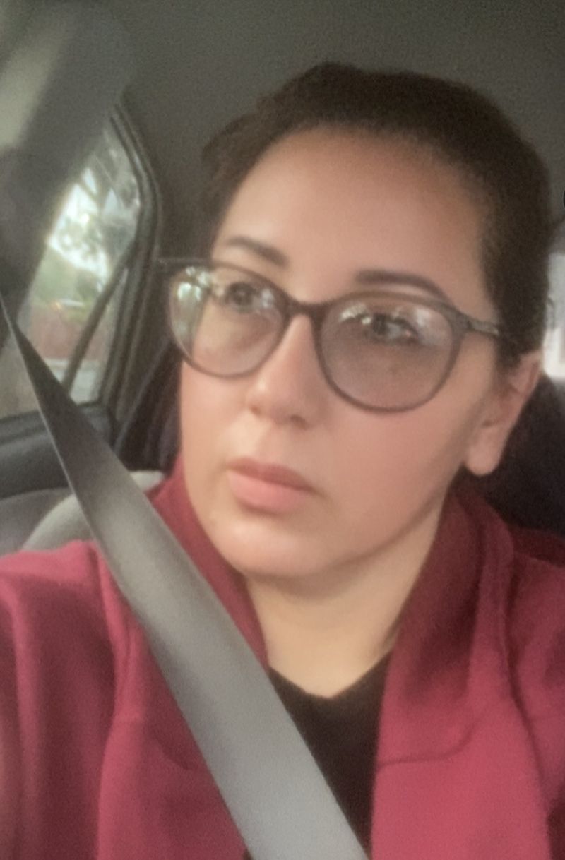 Jacqueline, 46
