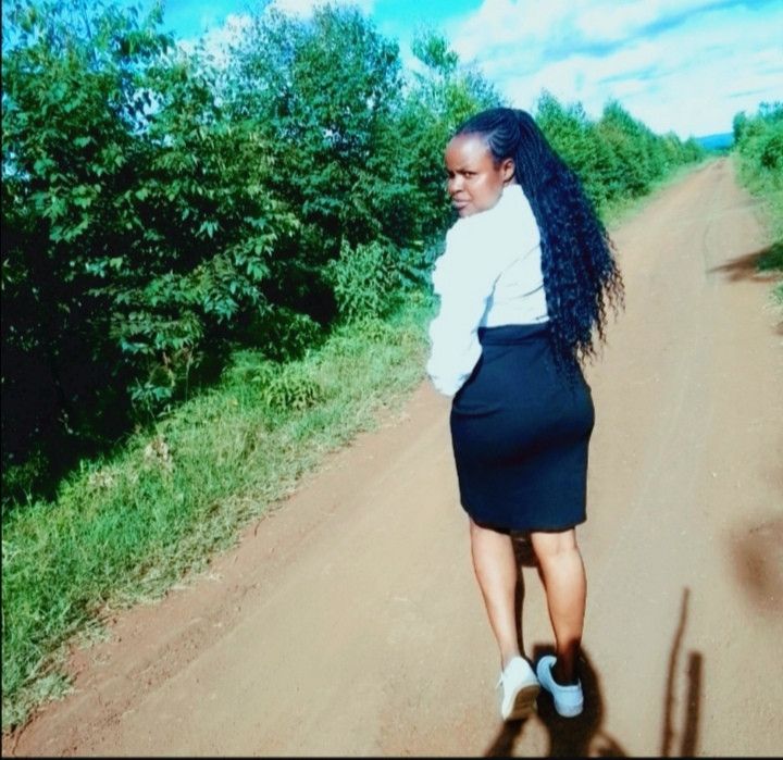Polly, 30