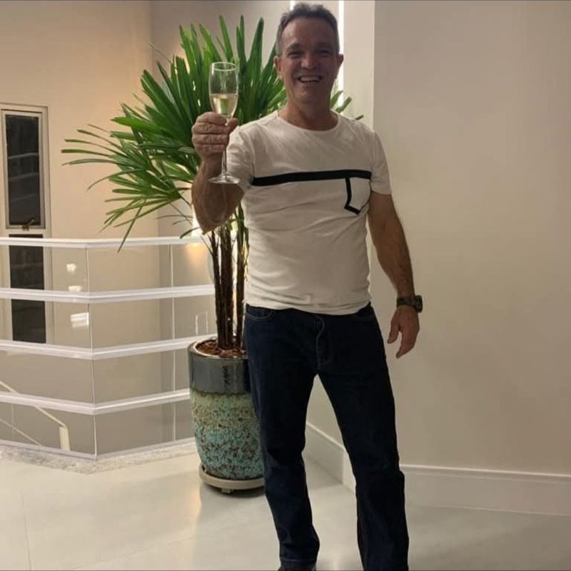 Luciano, 61