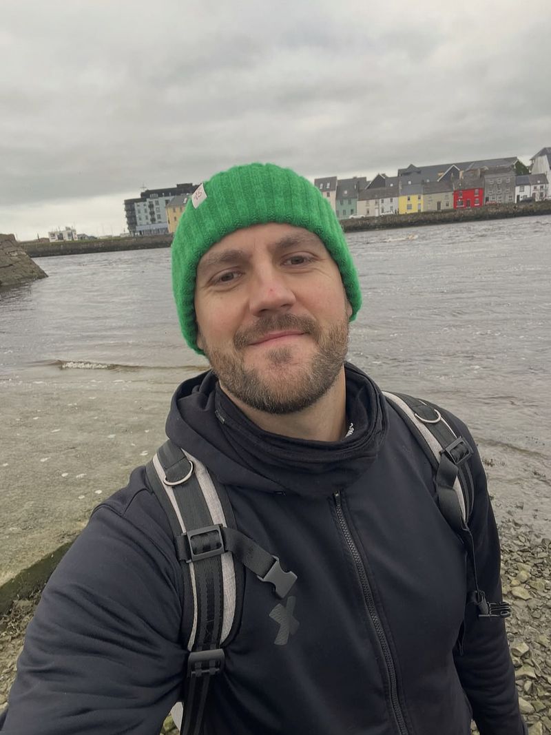 Vincent, 37