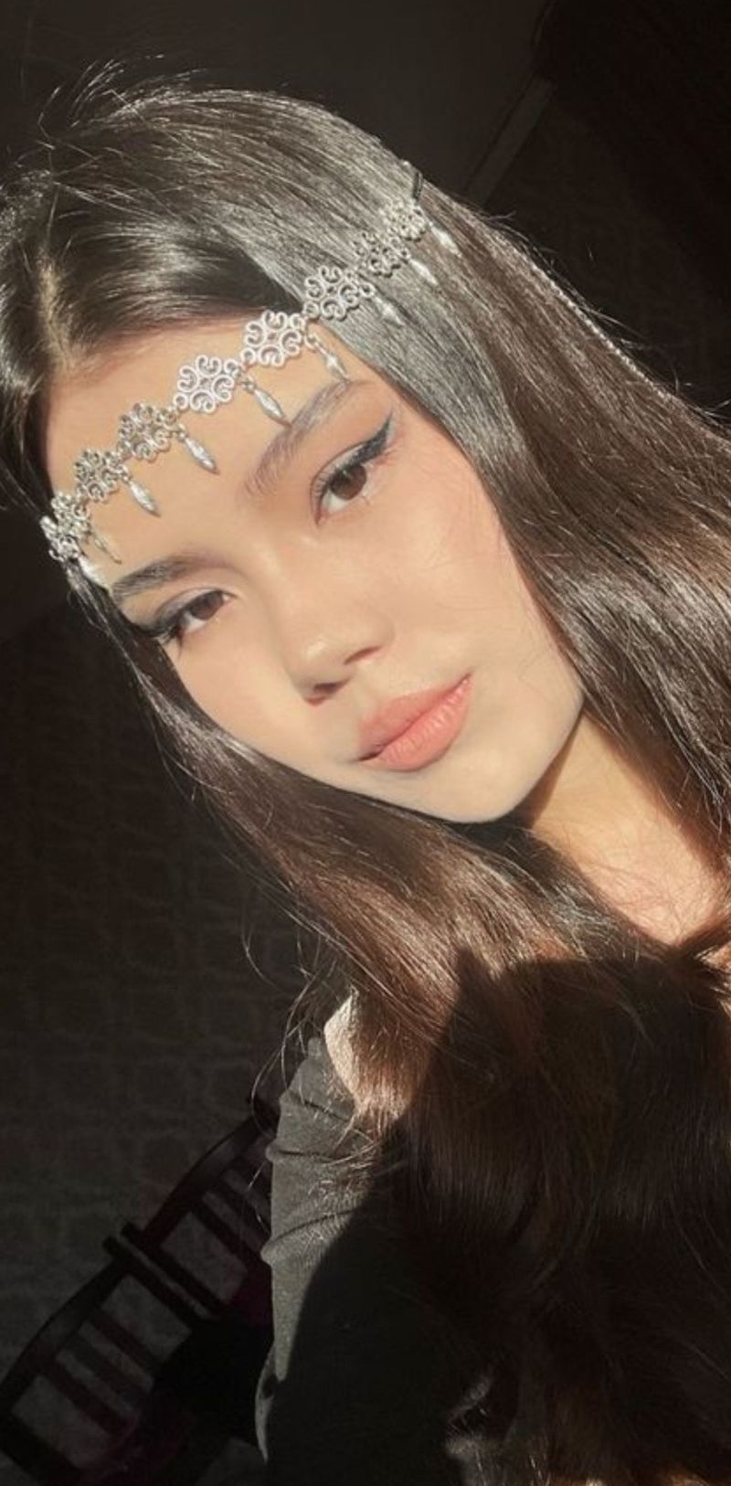 Anna, 20
