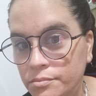 Laura, 41