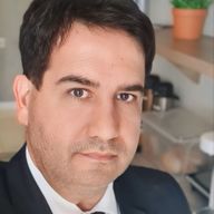 Roberto, 49