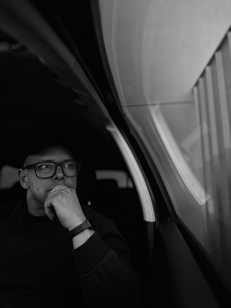Lukasz, 40