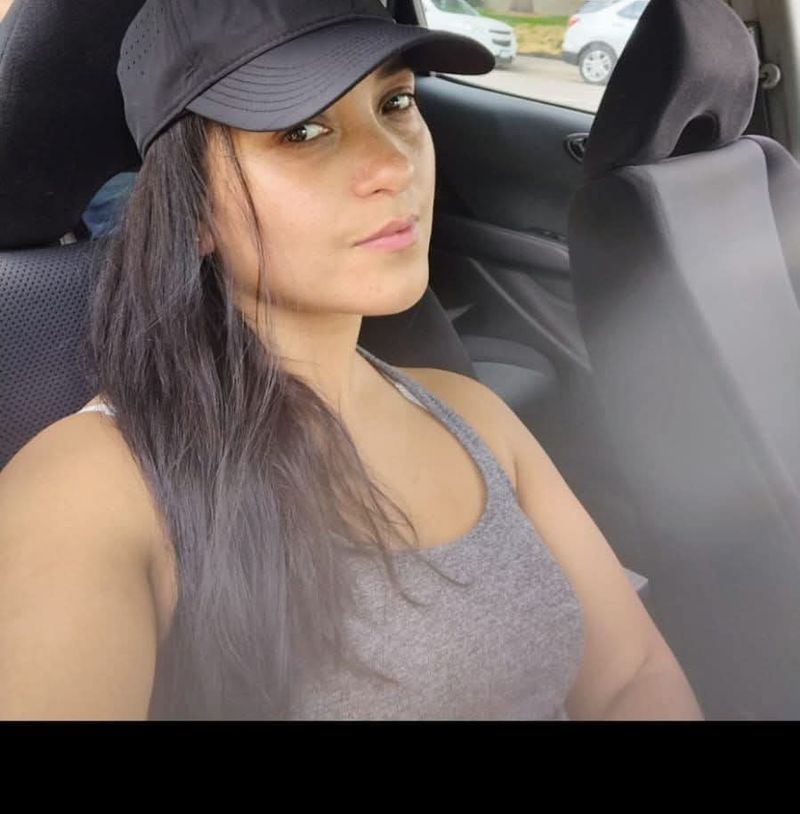 Andrea, 41