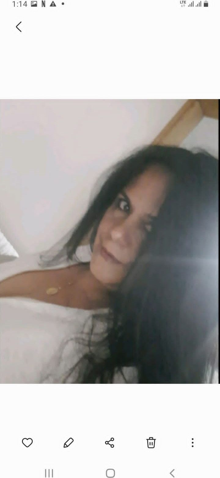 Isabella, 60