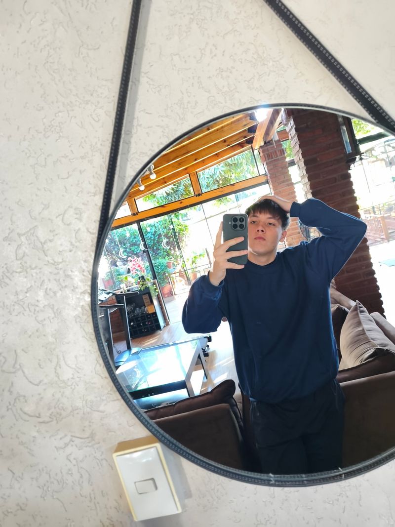 Erich, 18