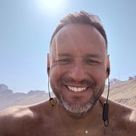 Jorge Luis, 45
