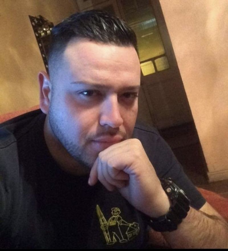Frank, 40