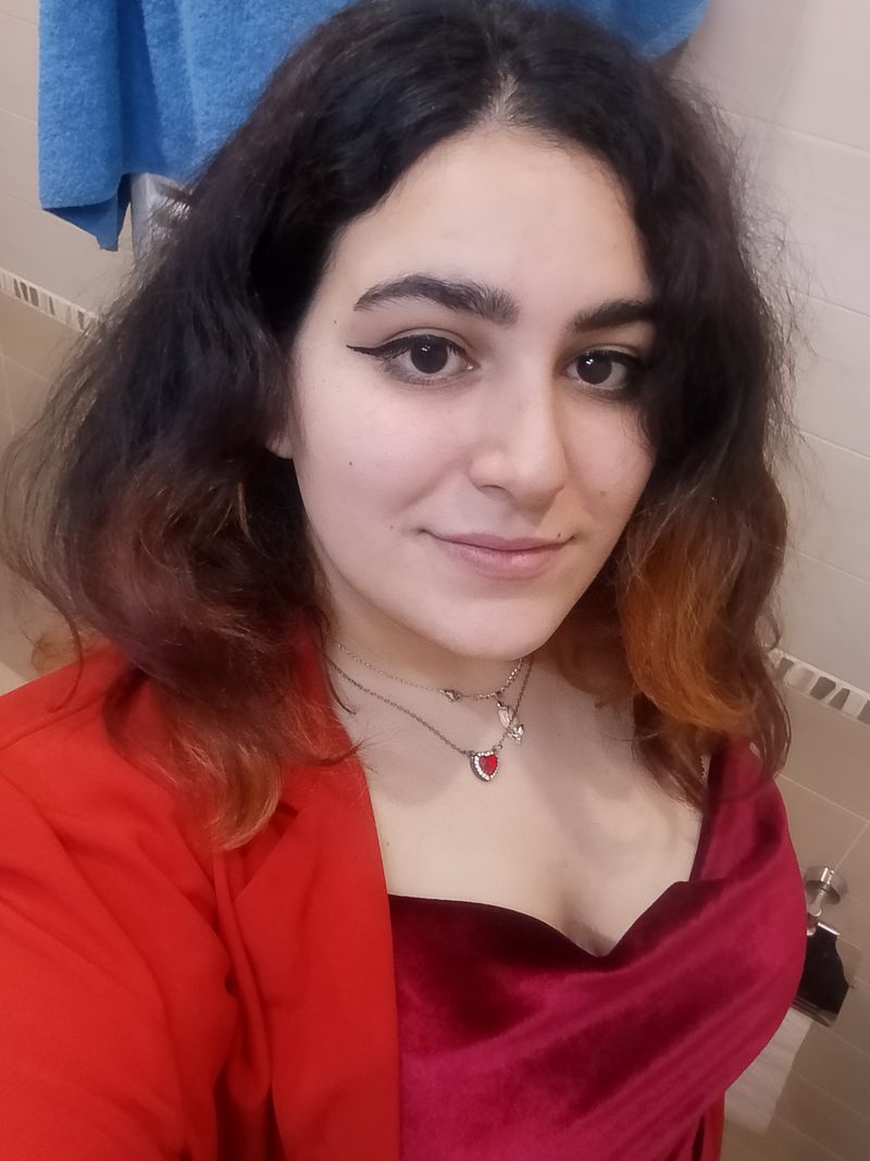 Анжела, 23
