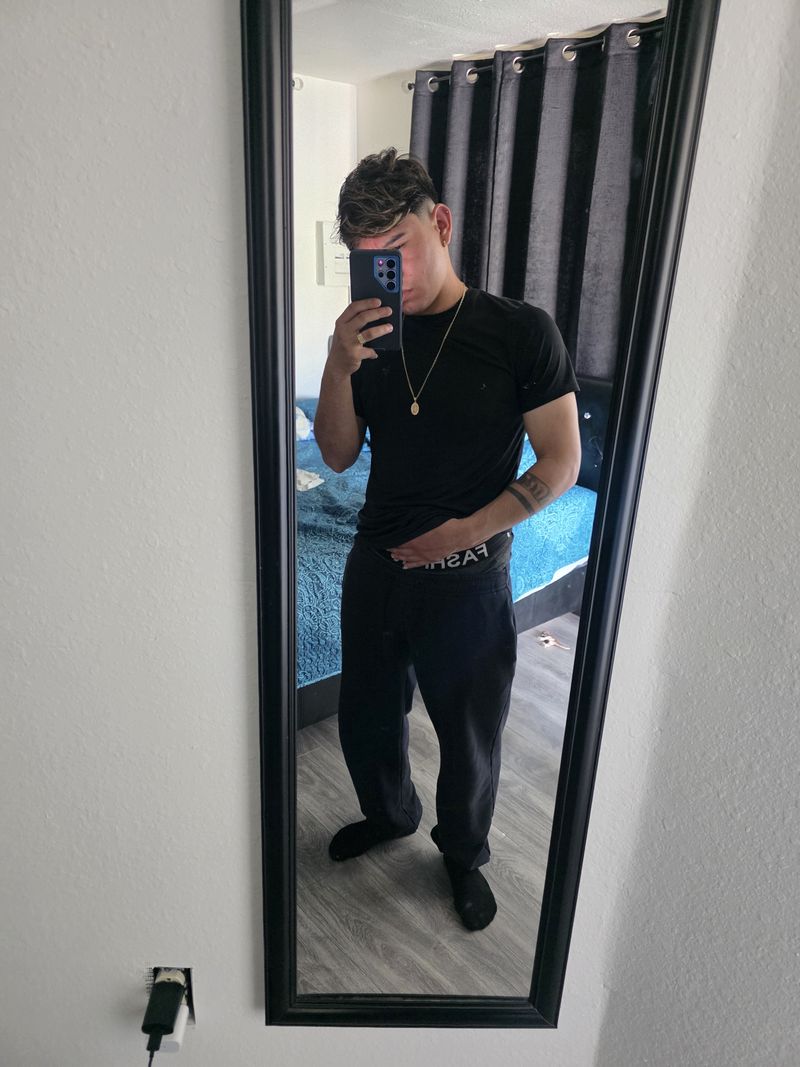 Angel, 24