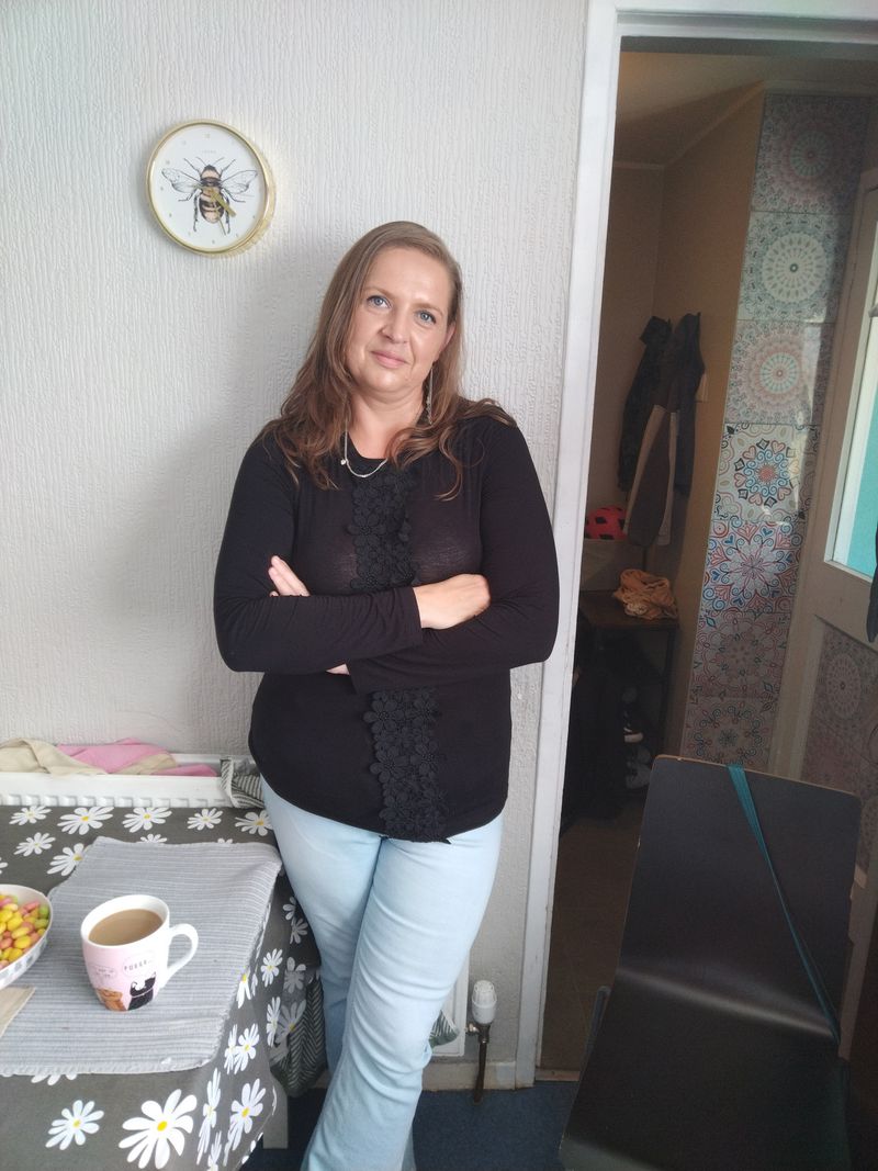Bibi, 37