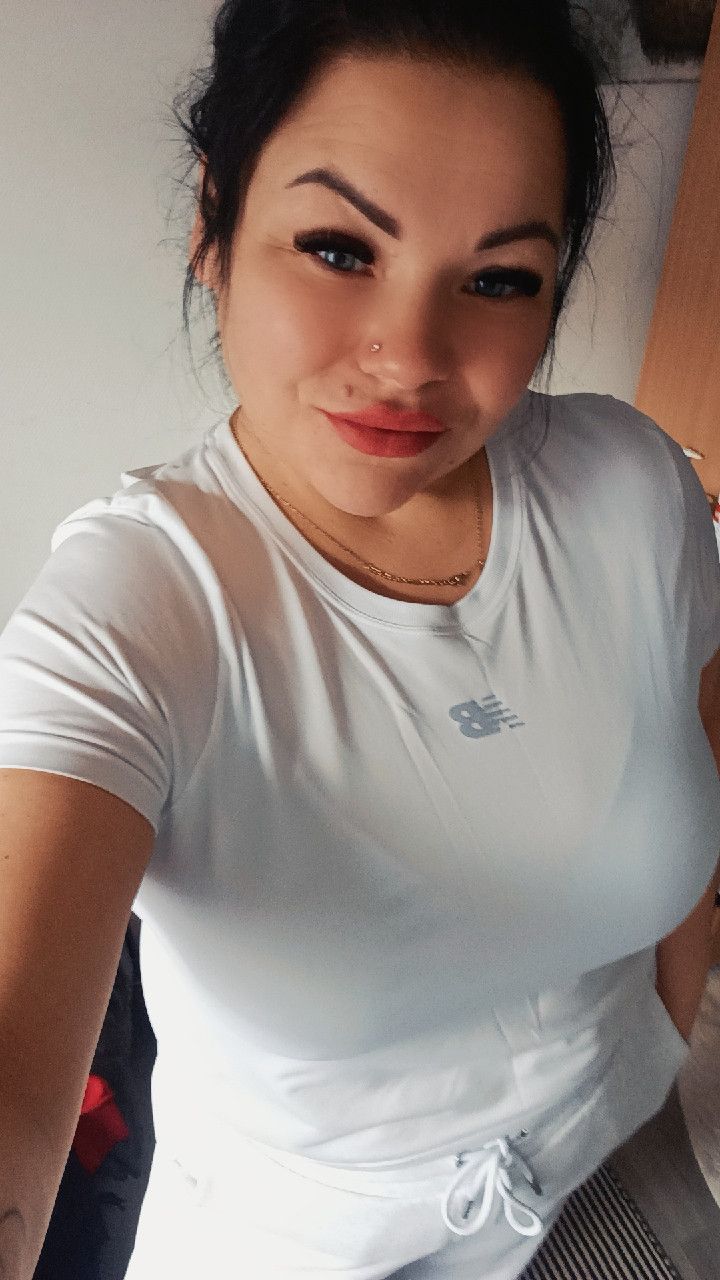 Megi, 43