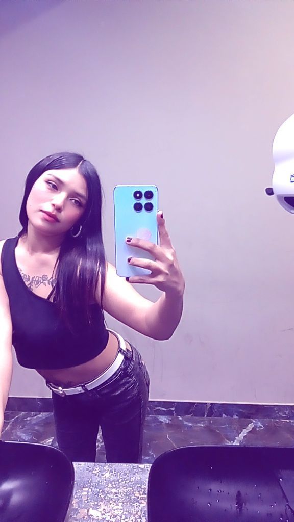 Kimberlin Deyanira, 25