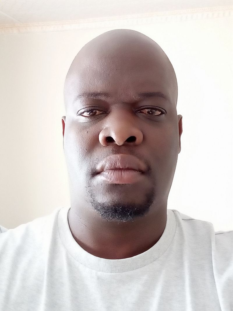 Sizwe, 43