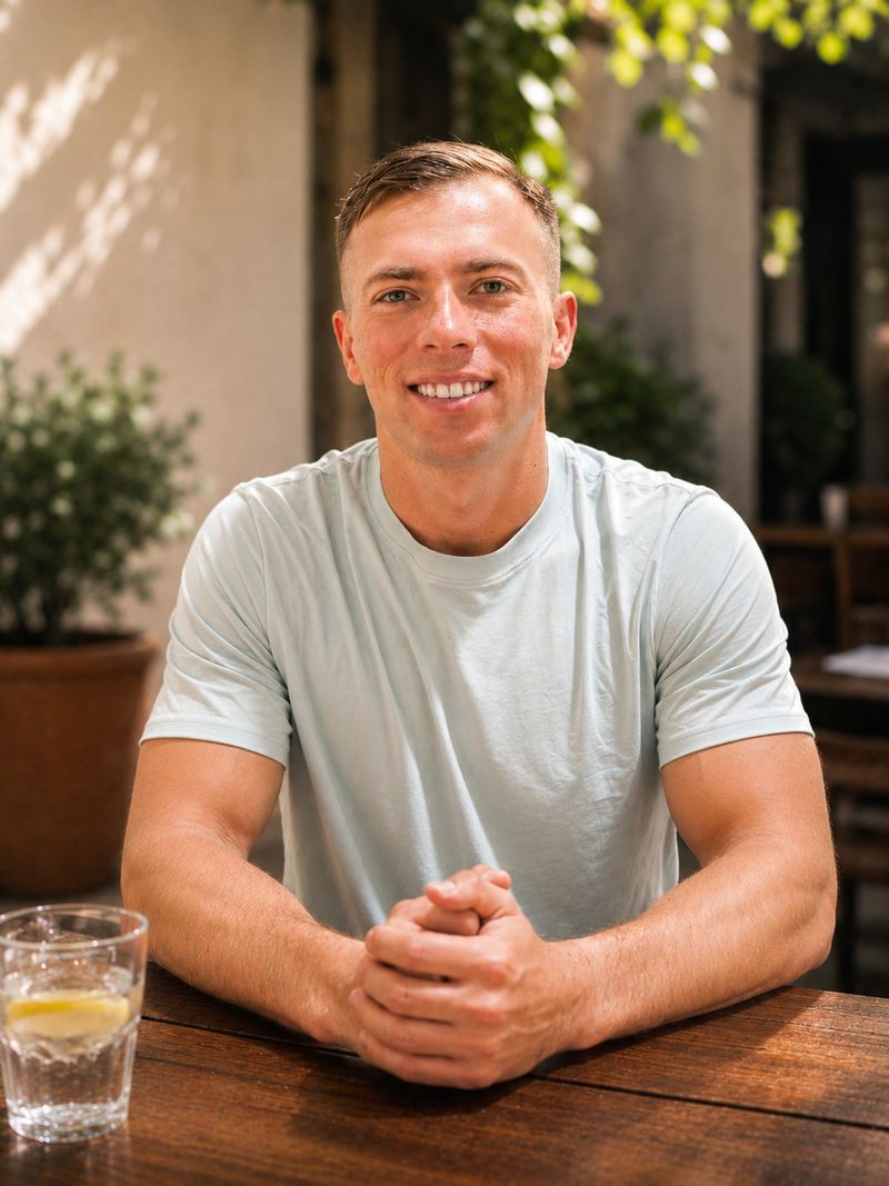 Vlad, 32