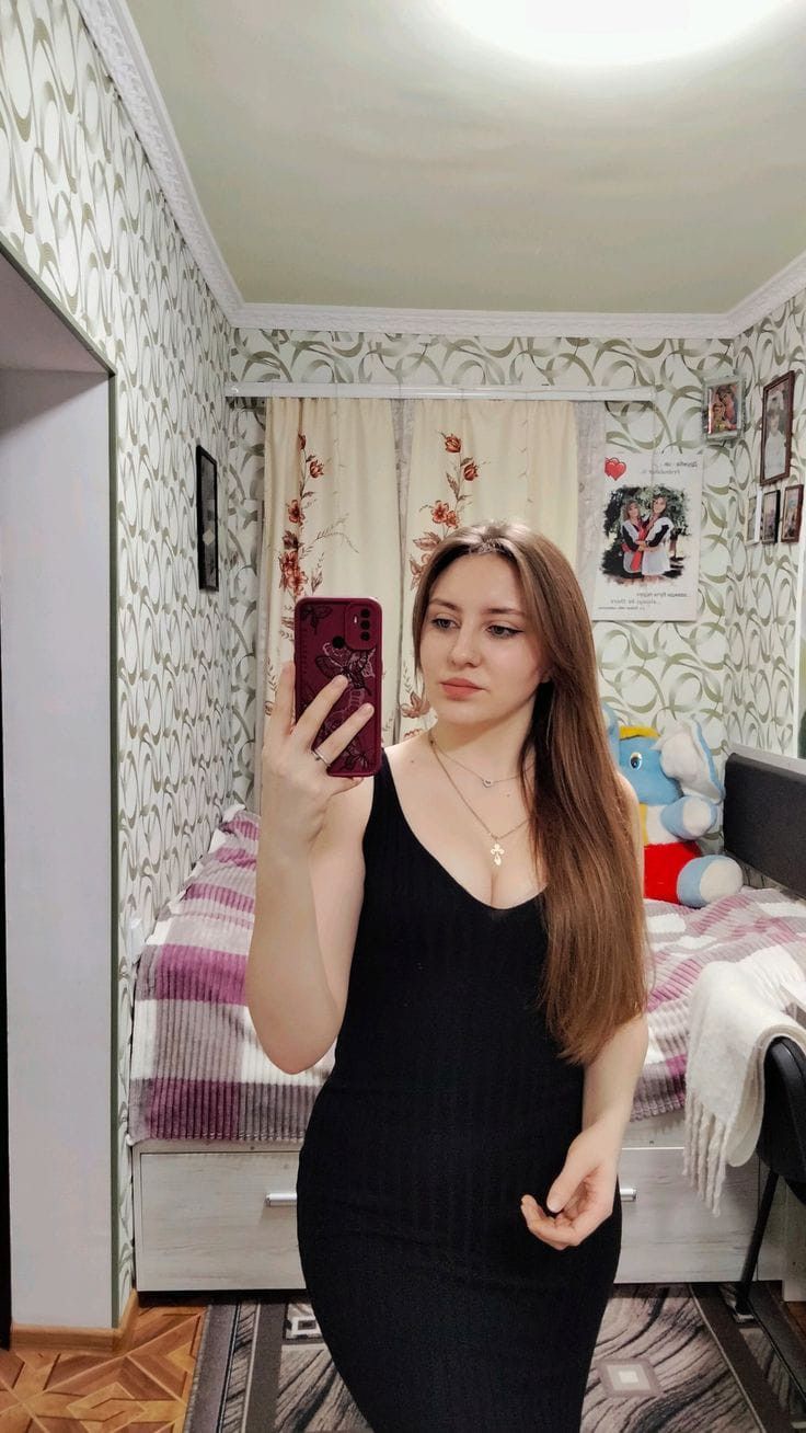 Andrea Martinez, 28