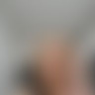 Paola, 48