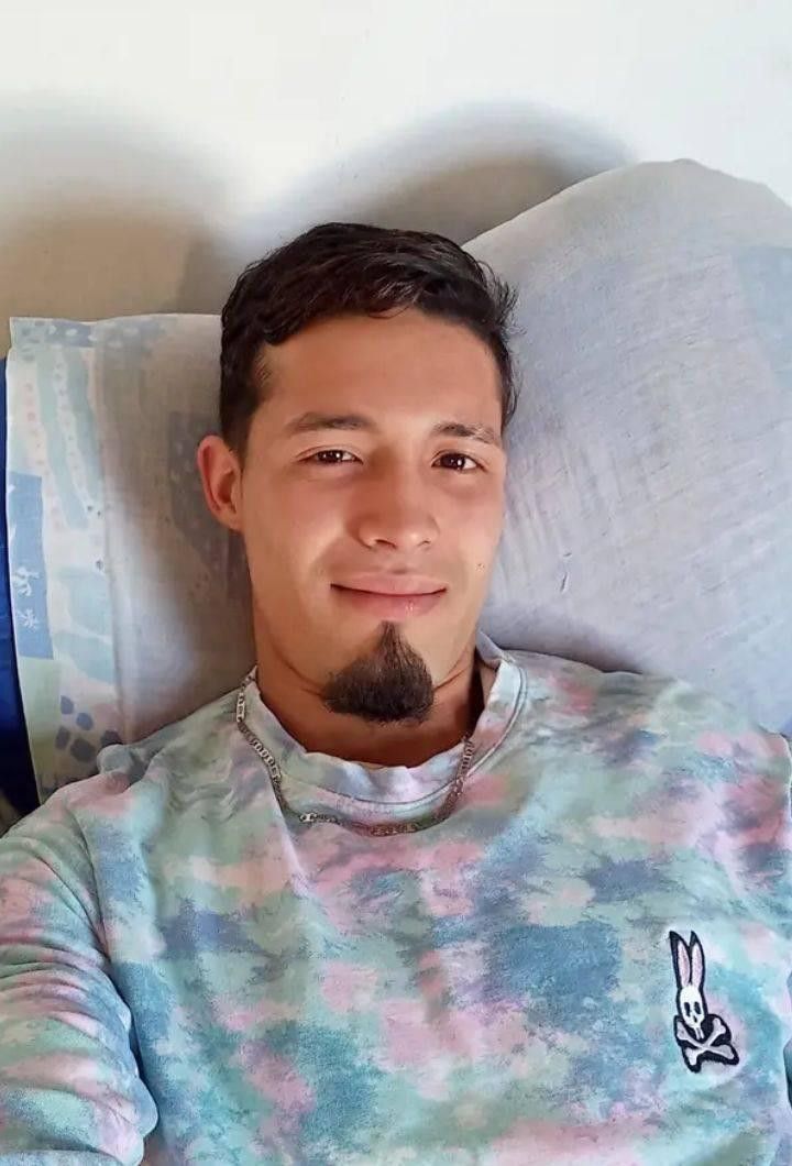 Joséendez, 23