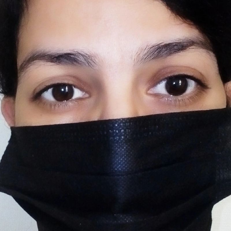 Faiza, 42