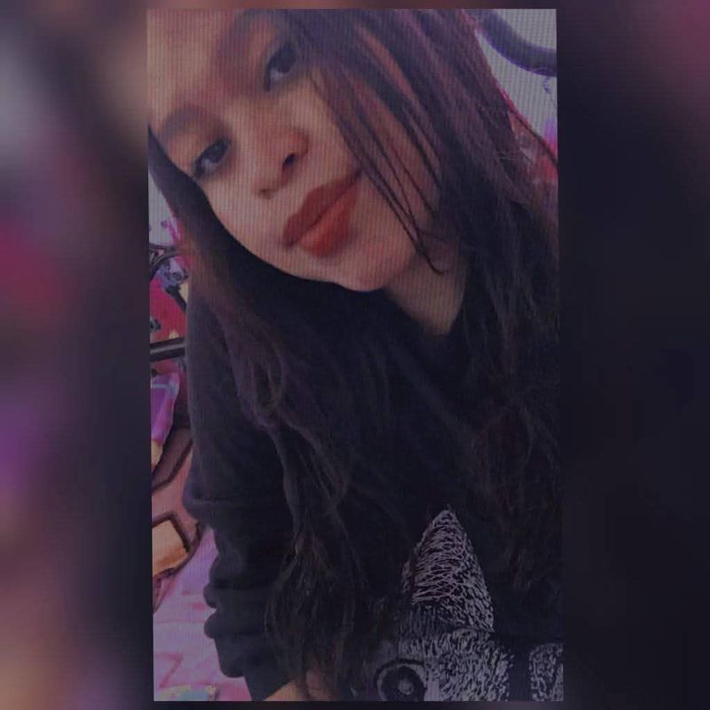 Karla, 23