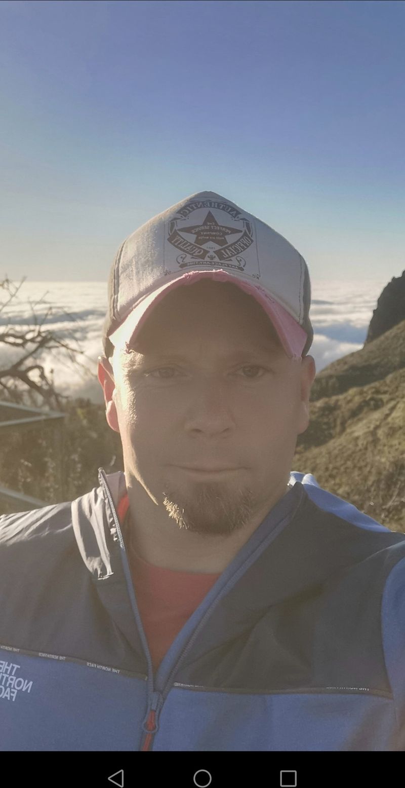 Wojtek, 42