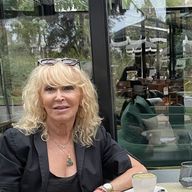 Catalina, 74