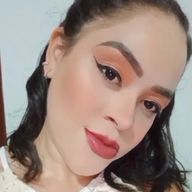 Dani, 26