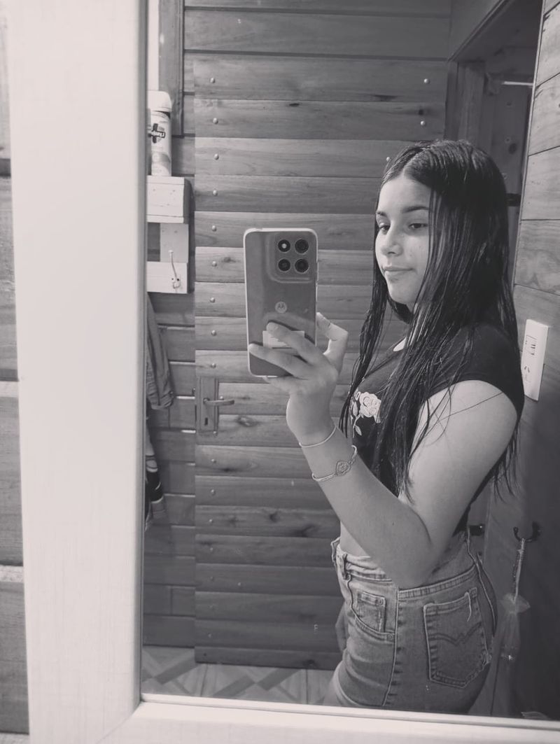 Melody, 24