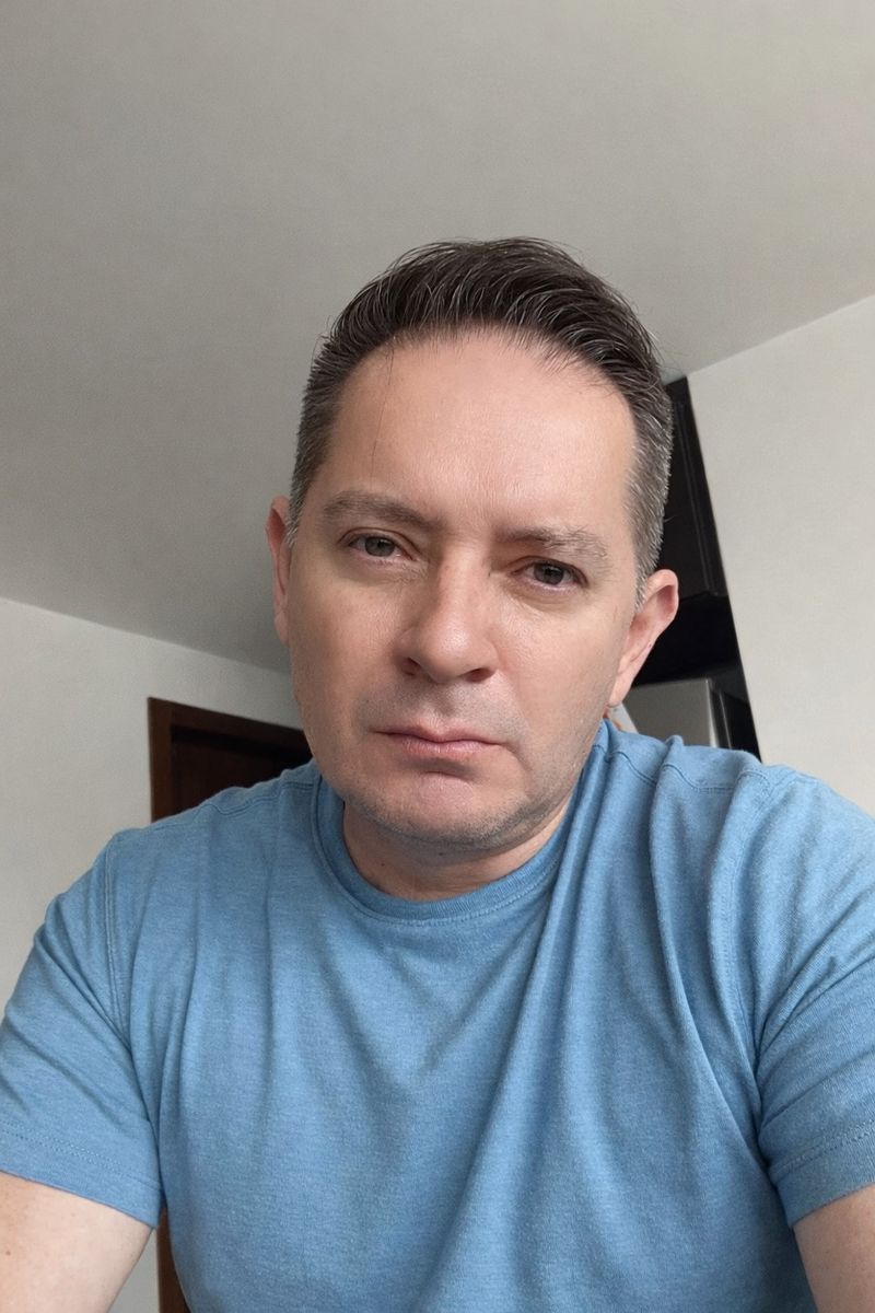 Gus, 54