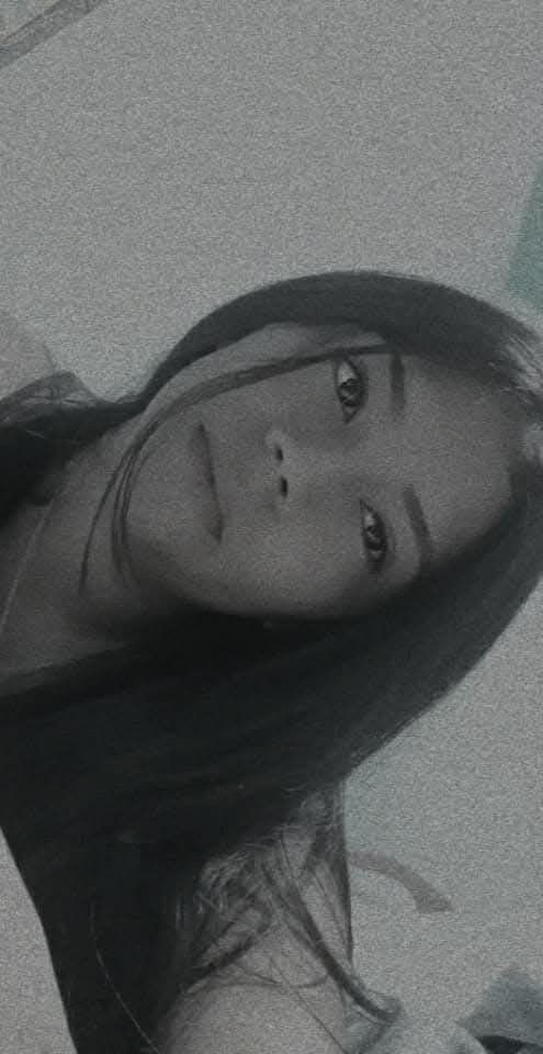 Maria, 24