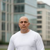 Jhon, 43