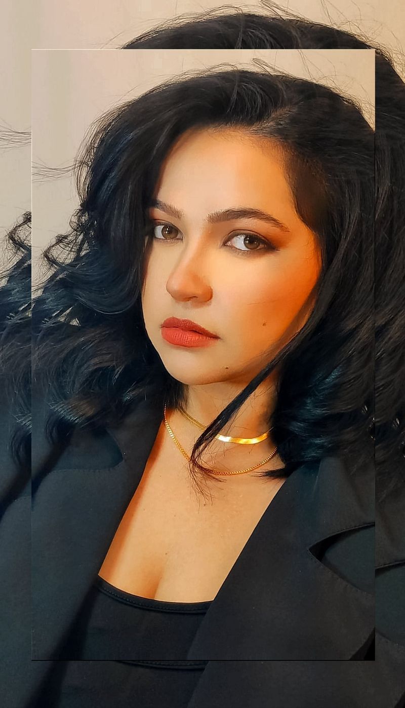 Alina, 30