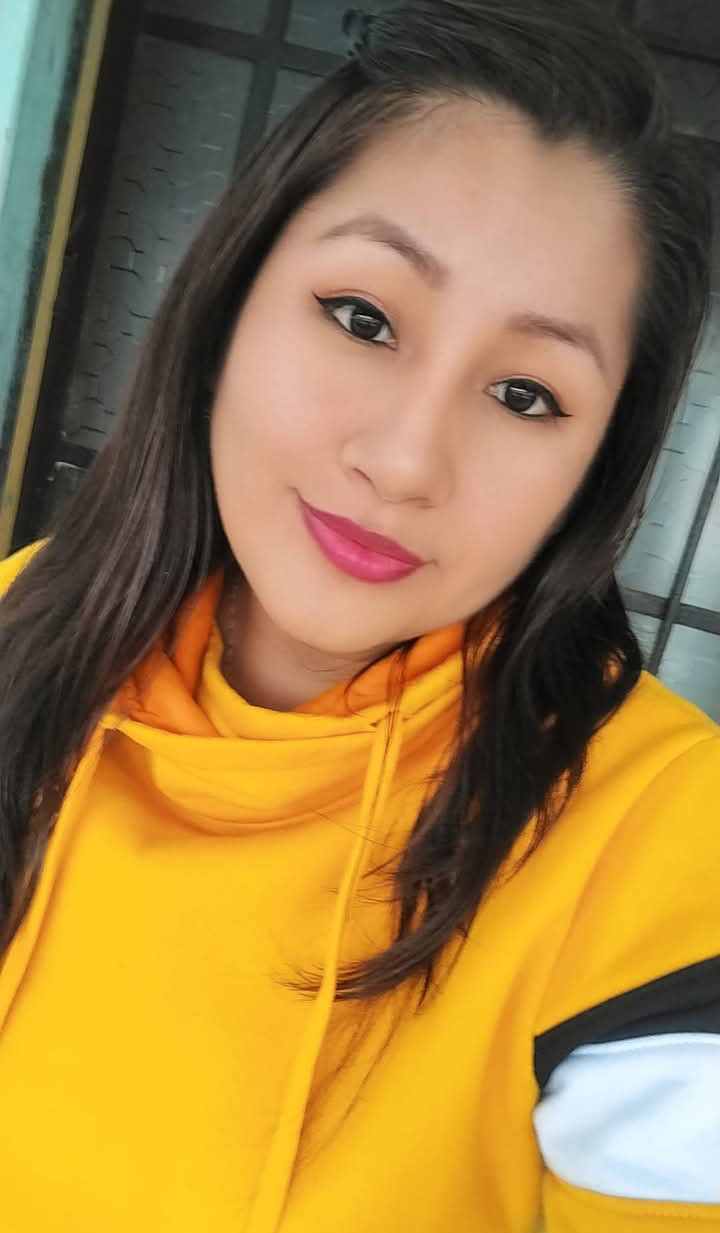 Caty, 37