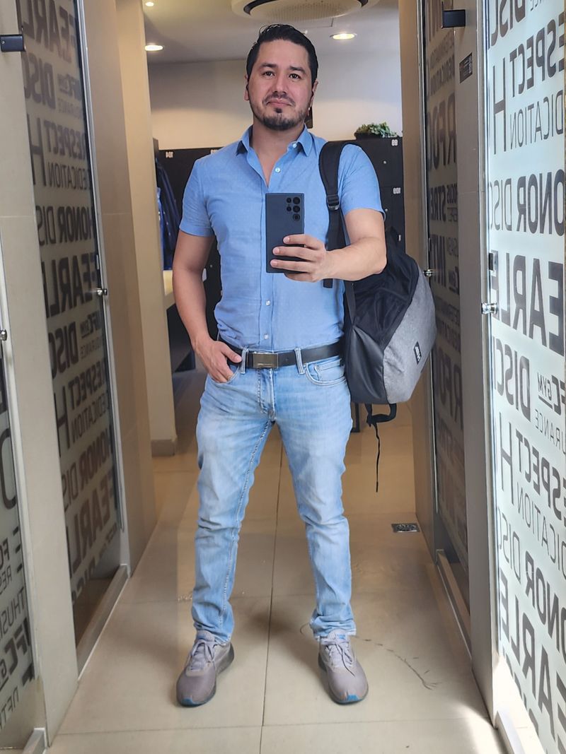Raul, 35