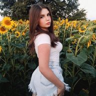 Анастасія, 21