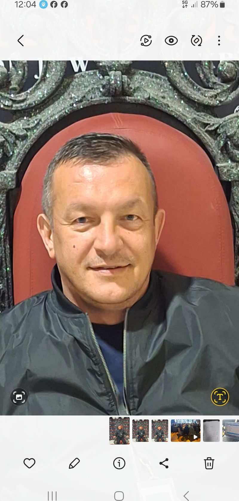 Tomek, 49
