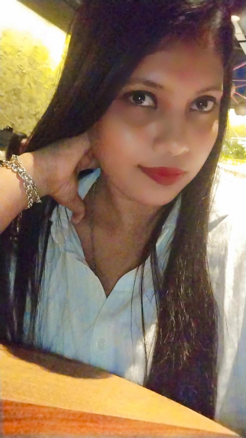 Amrita, 30
