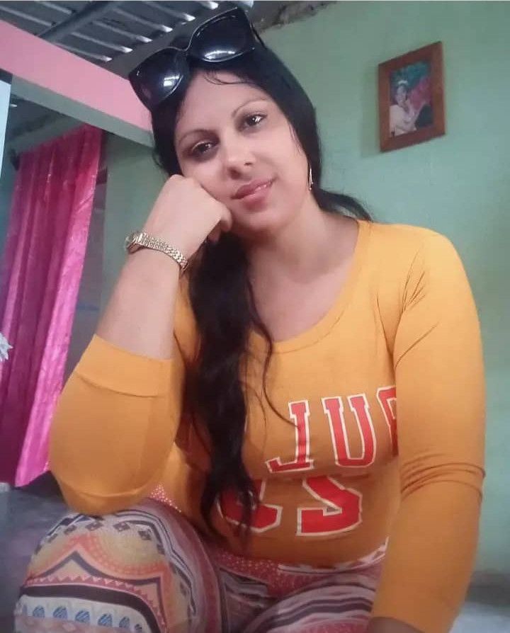 Rosita, 38