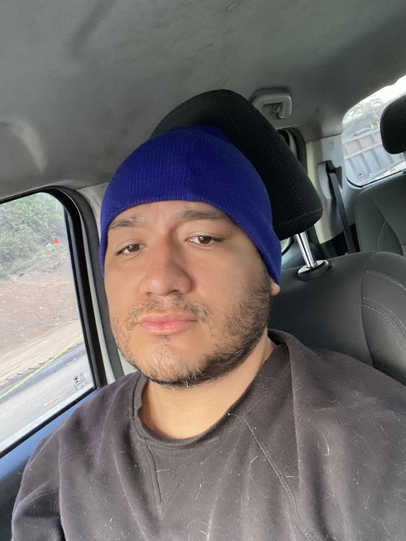Carlo, 27