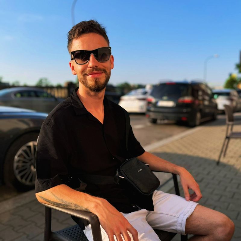 Adam, 25