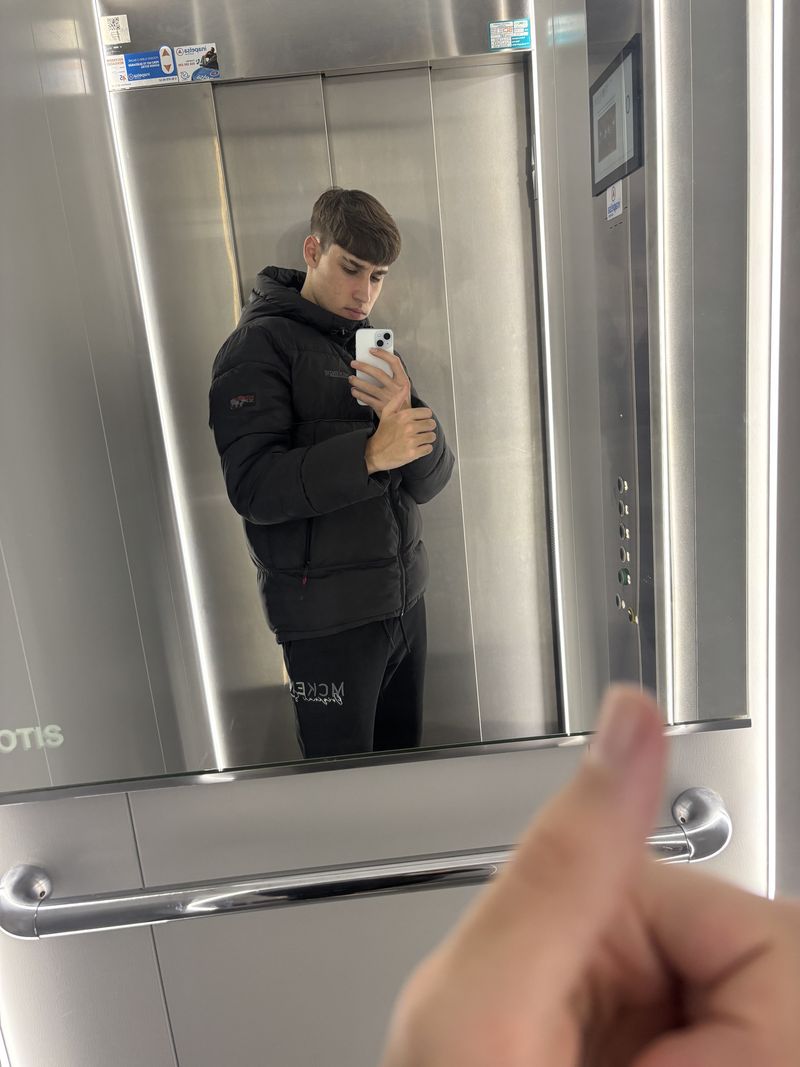 Victor Manuel, 20