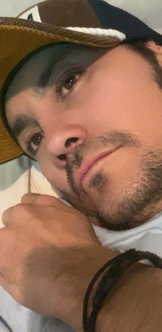 Leo, 40