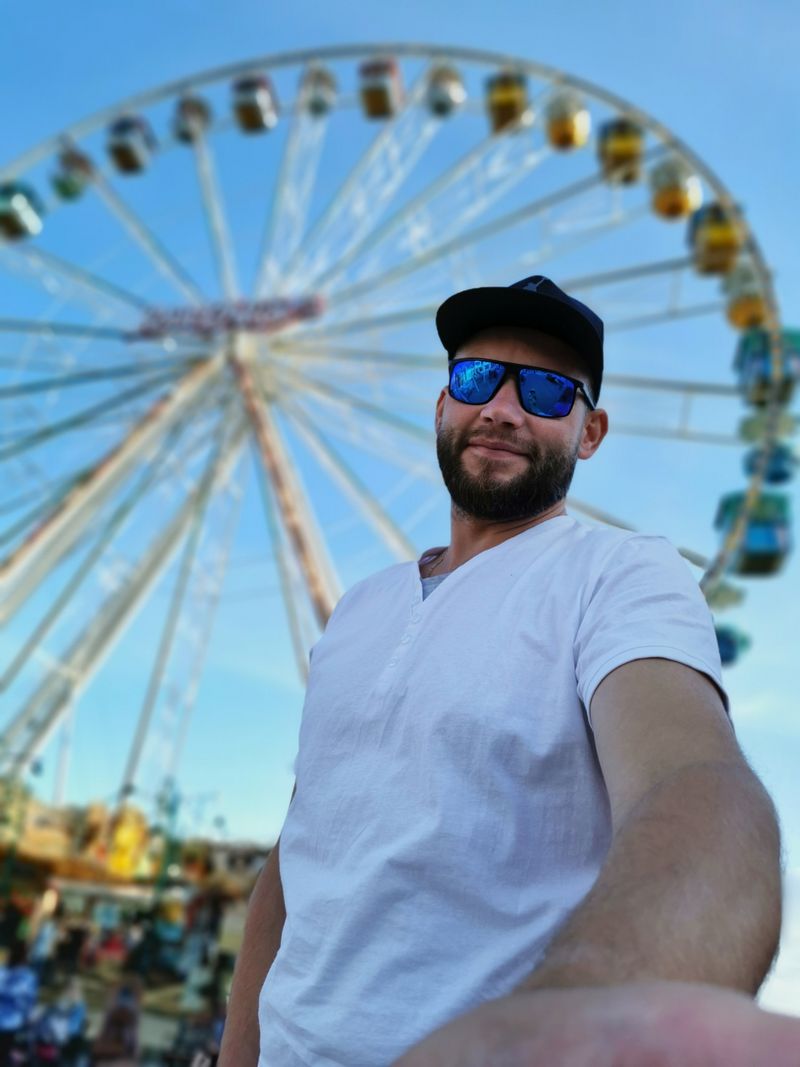 Maciej, 40