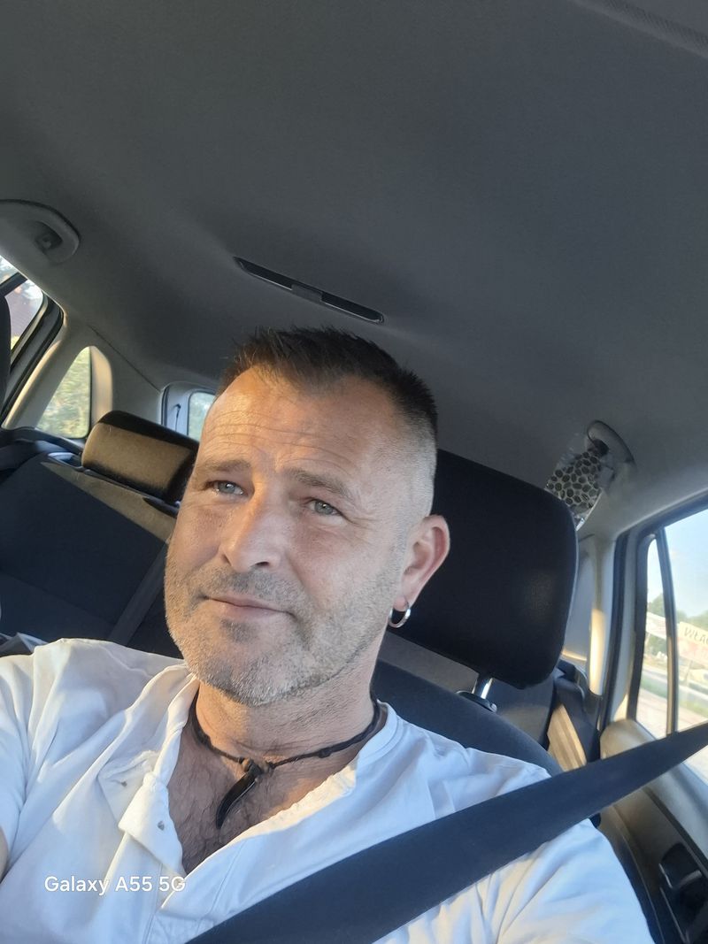 Damian, 47