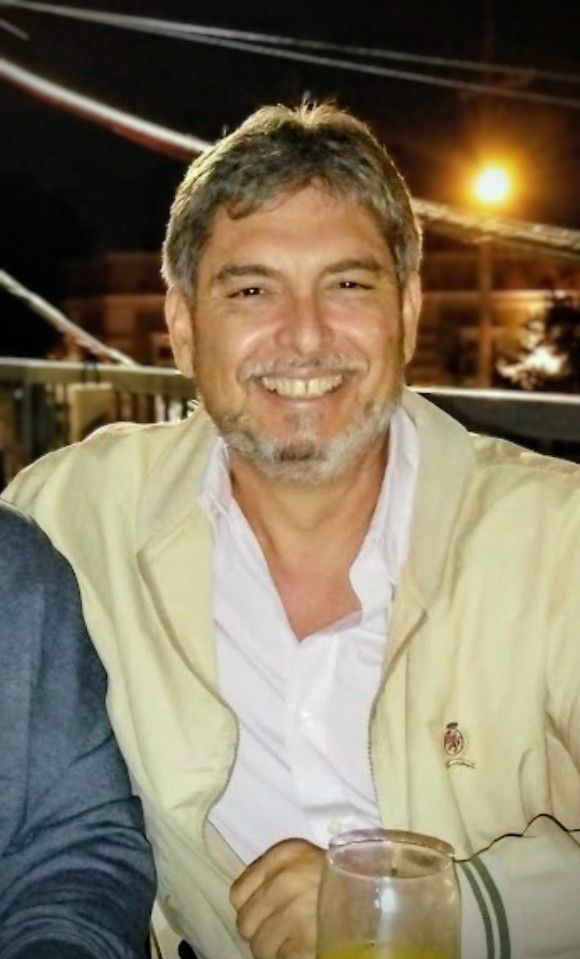 Enrique, 57