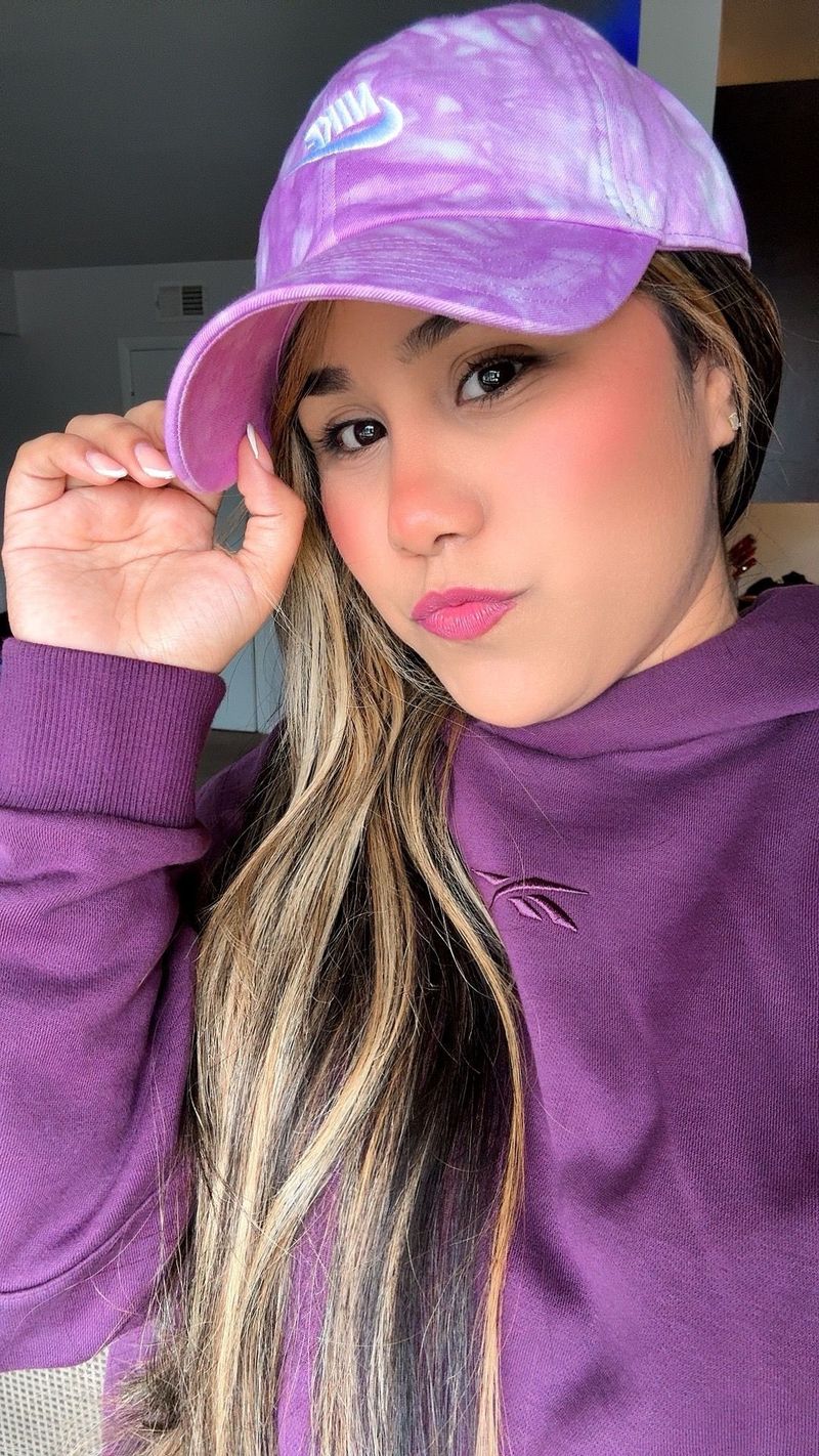 Mariangela, 29