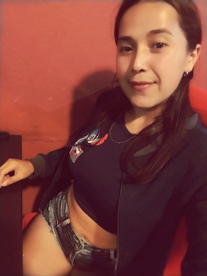 Leticia, 26