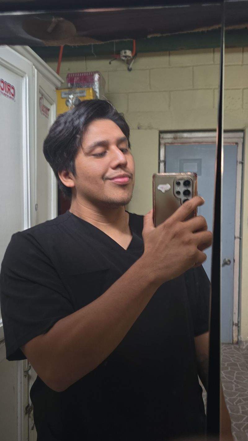Amir, 25
